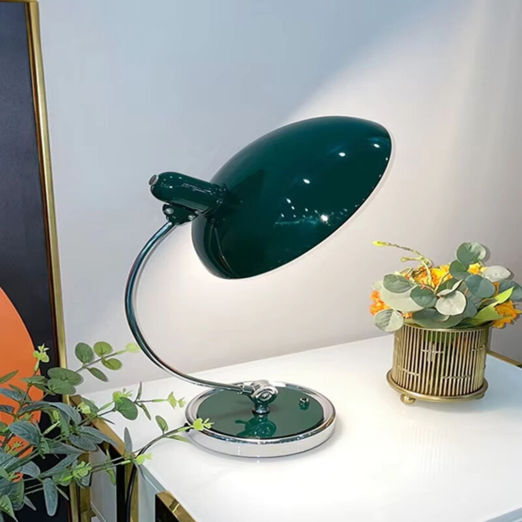 ScandiArc Table Lamp | Bauhaus-Inspired Curved Metal Design