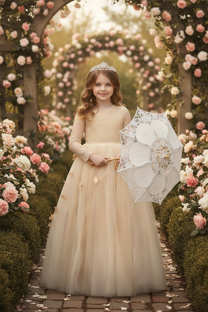 THE AMELIA VINTAGE LACE PARASOL
