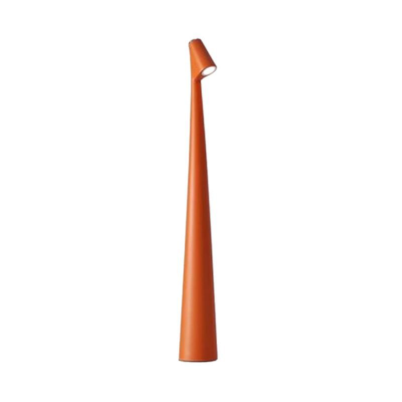 Minimalist Sculptural LED Table Lamp
