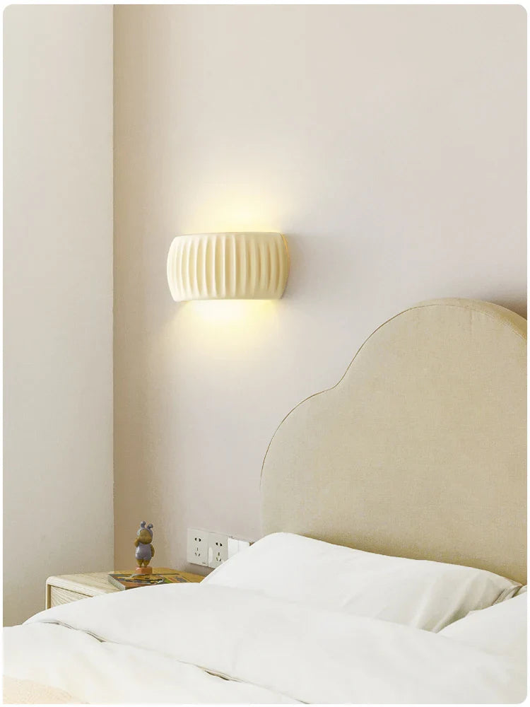 French Resin Wall Lamp | Textured Modern Sconce