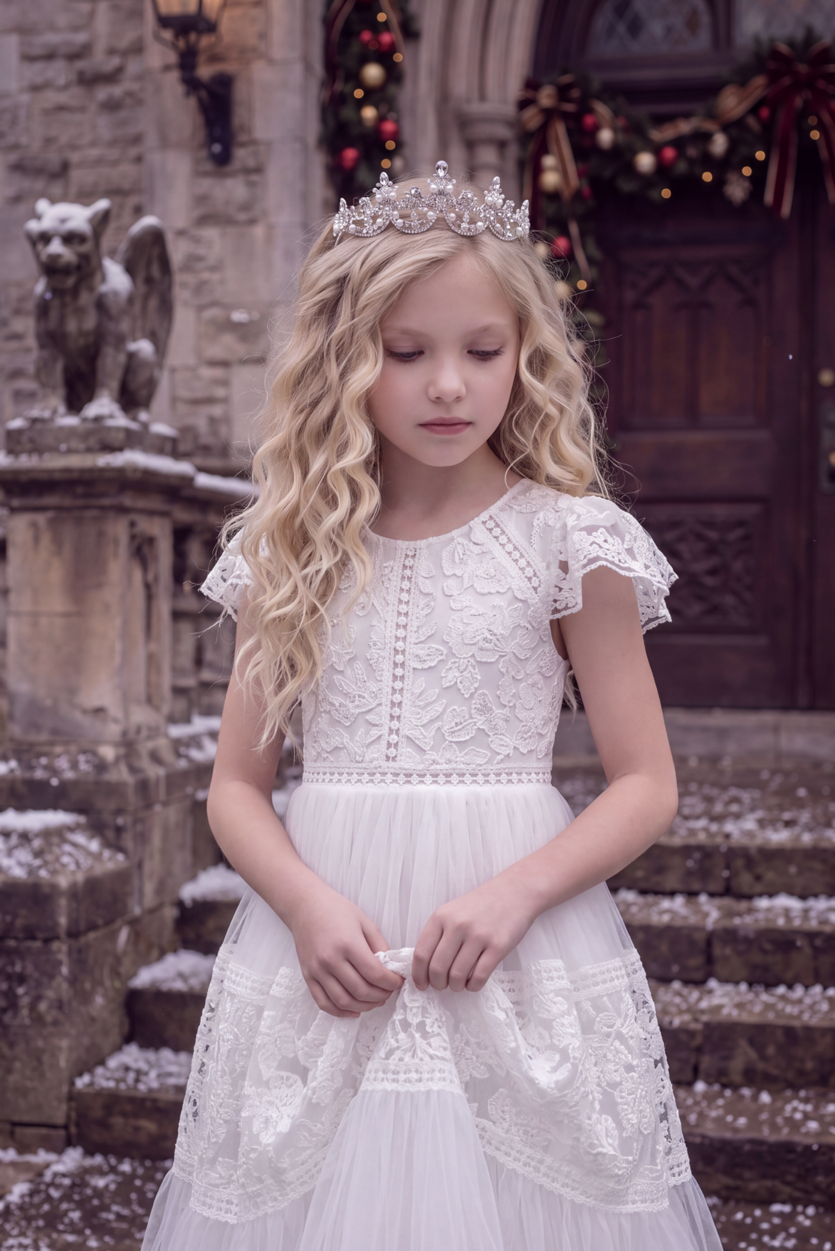 LISA WHITE STUNNING DRESS
