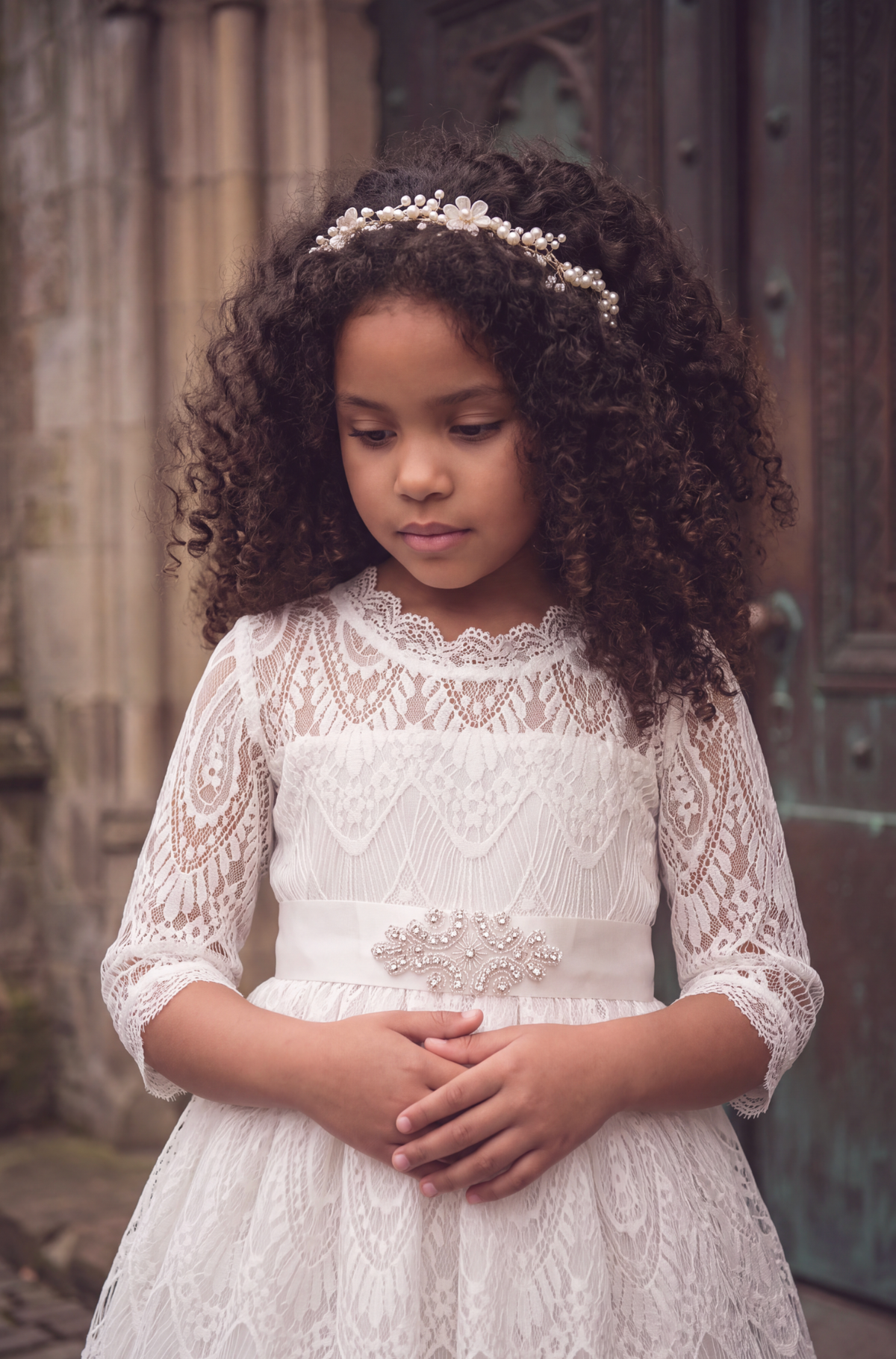VICKY ANTIQUE WHITE LACE DRESS & BELT SET