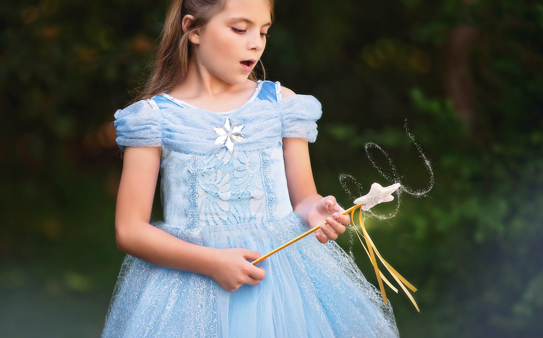 QUEEN OF THE KINGDOM MINI DRESS