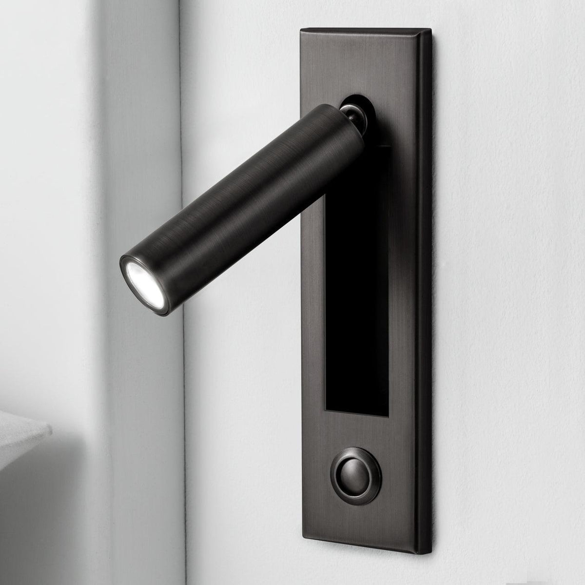 HaloEdge | Wall Sconce – Space-Saving Adjustable Bedside Lamp